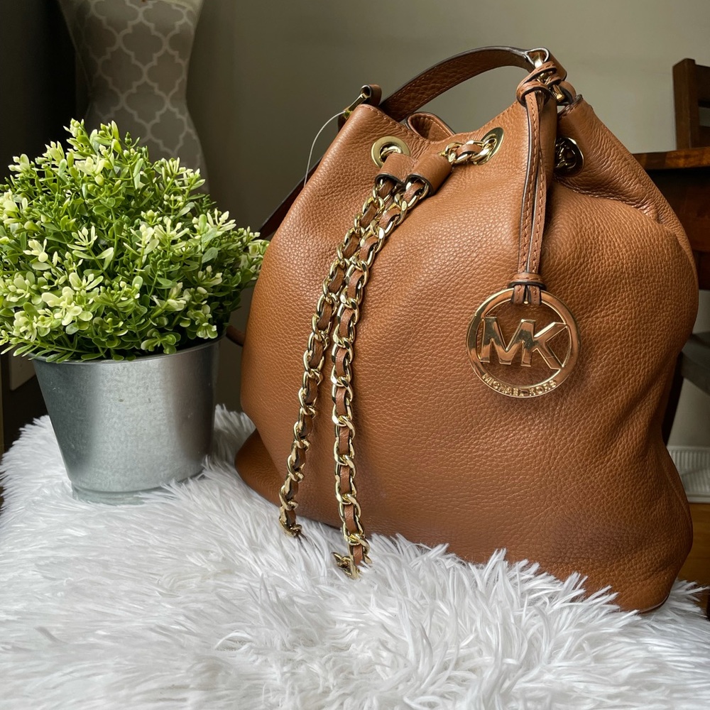 Michael Kors Frankie Large Drawstring Bag